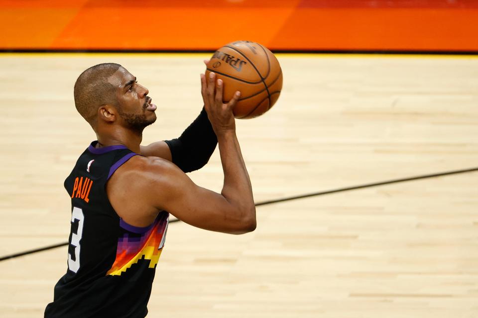 Chris Paul liittyy Golden State Warriors -joukkueeseen, harmoninen kohtaus harjoituksissa